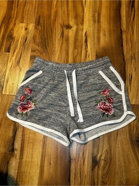 Love Me by Reflex Y2K Gray Floral Embroidered Dolphin Lounge Shorts Medium